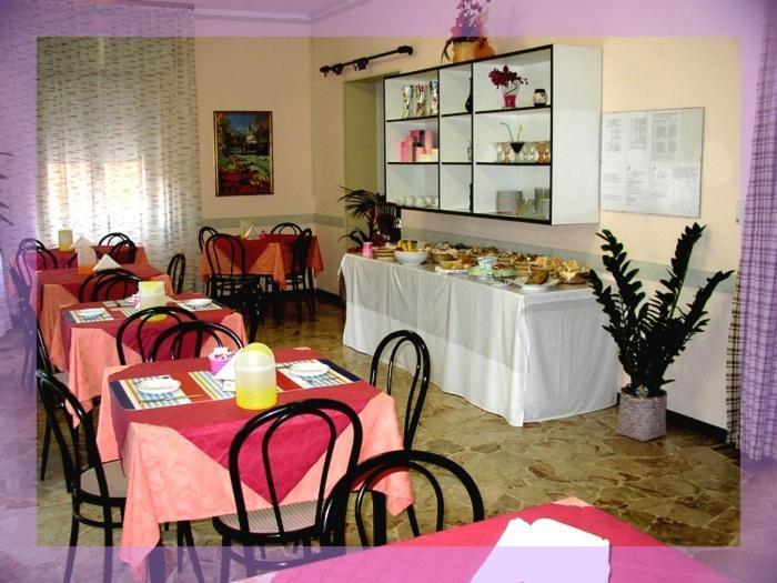 Hotel Ivette Rimini Zewnętrze zdjęcie